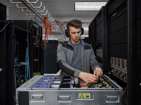 IBM Unveils New Generation Of IBM Power Servers For Frictionless