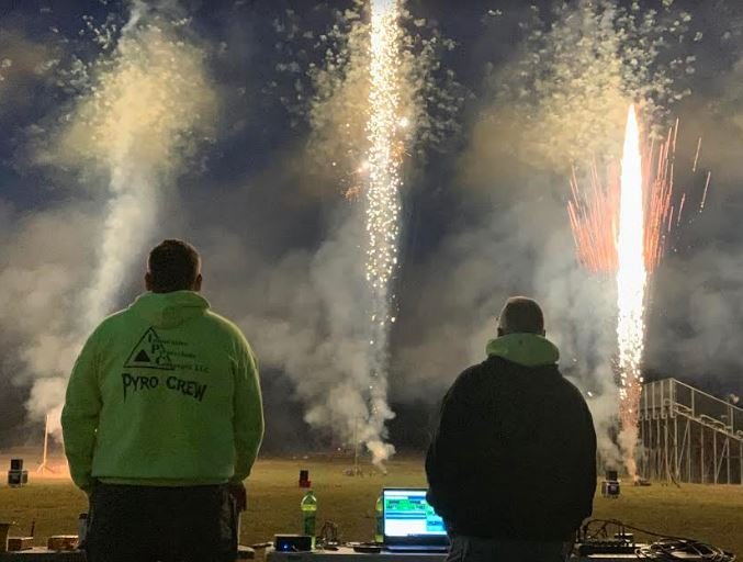 Tim Jameson (right) from Innovative Pyrotechnic Concepts