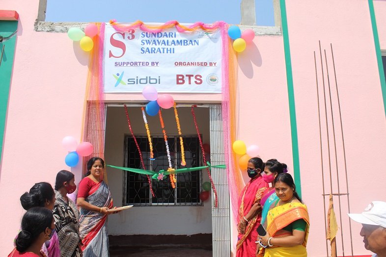 CSR SIDBI celebrates women’s day, converting aspirations into reality