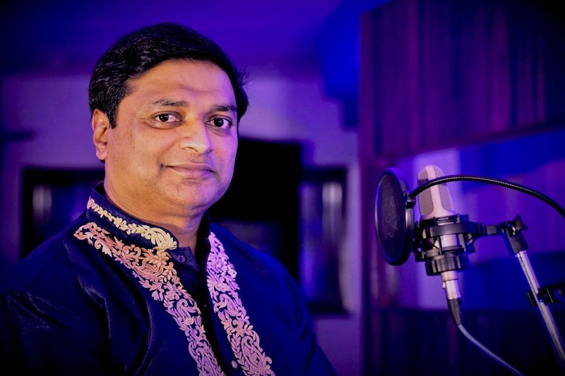 Joy Goswami: American Indian ‘Probashi’ Exhibits Exceptional Passion for Bengali Music