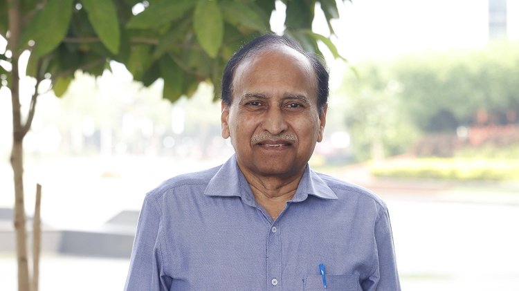 Prof C Durga Rao receive a grant to enhance vaccine efficacy at a reduced cost
