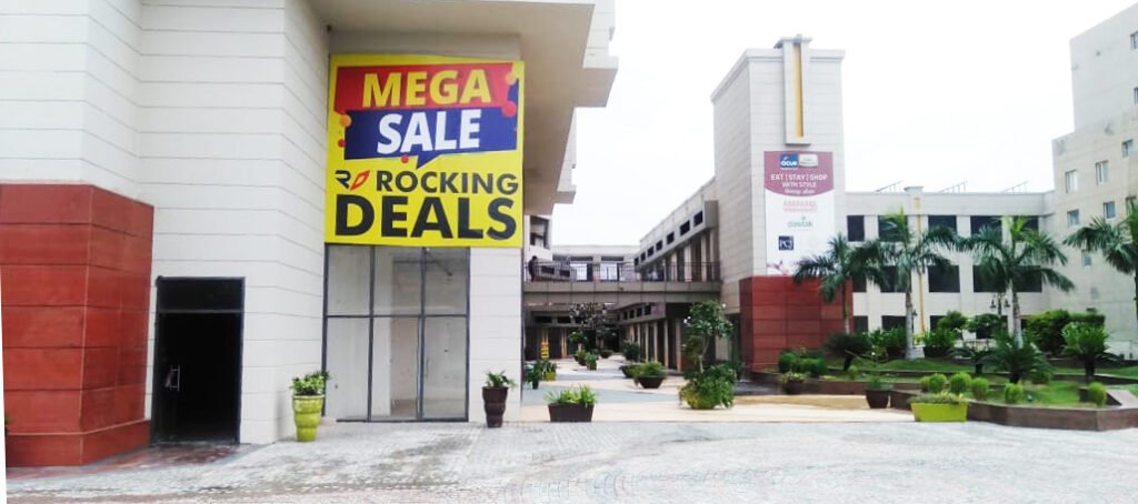 Rocking Deals - Gurugram Store Launch
