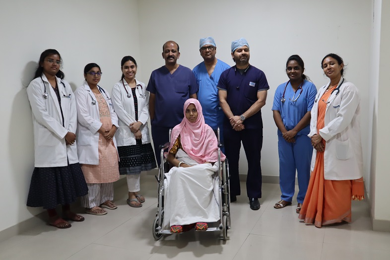 Doctors at Kamineni Hospitals conduct critical Lung Removal surgery to give new lease of life to young mother