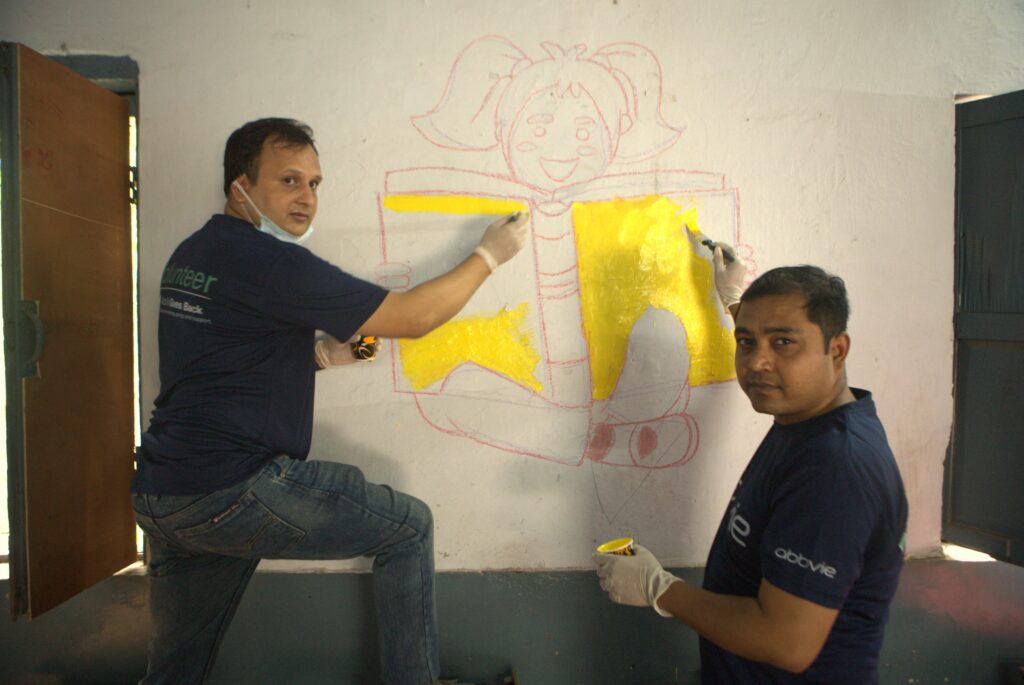 Delhi employees at Allergan, an AbbVie Company, volunteer at the annual Week of Possibilities event to support the local community