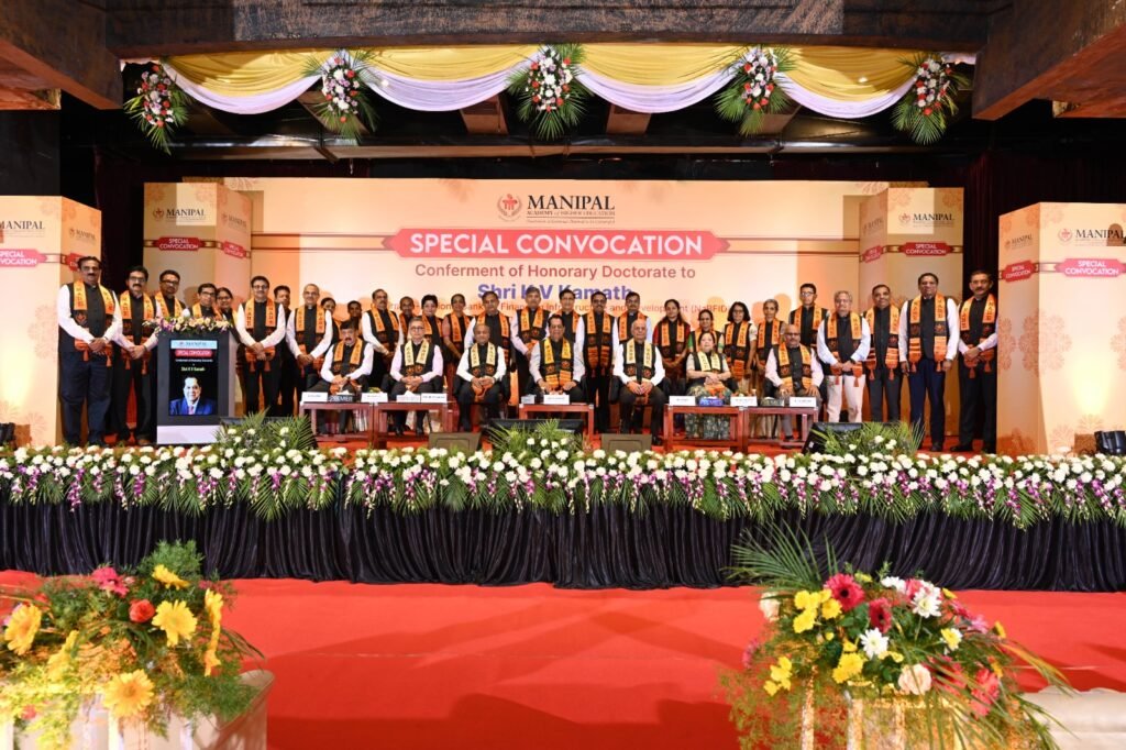 Special Convocation for Conferment of Honorary Doctorate to Shri K. V. Kamath